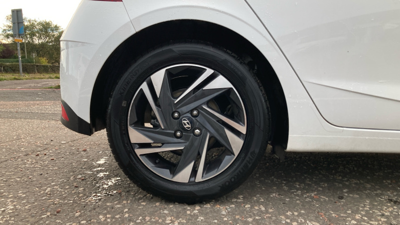 Hyundai i20 1.0T GDi 48V MHD SE Connect 5dr Petrol Hatchback